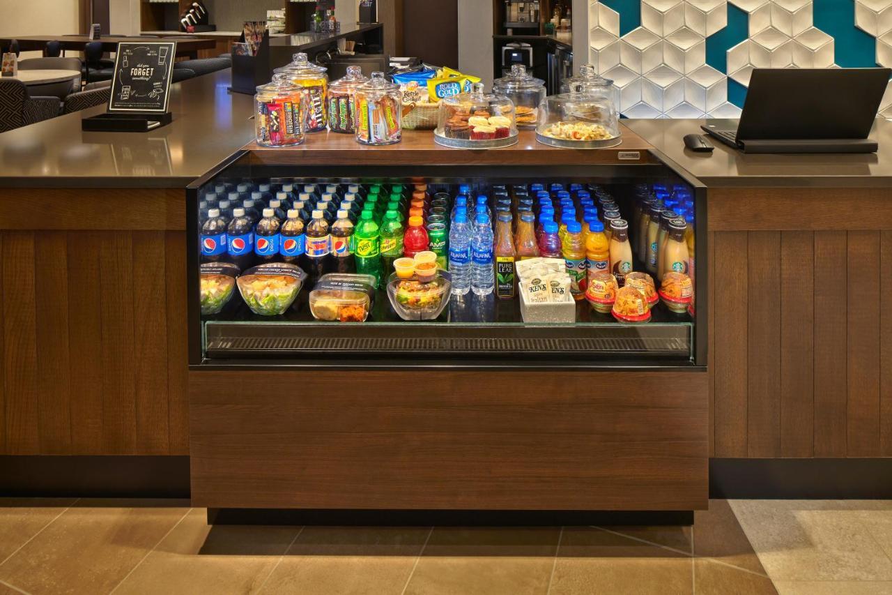 Hyatt Place Warwick/Providence Airport Eksteriør billede